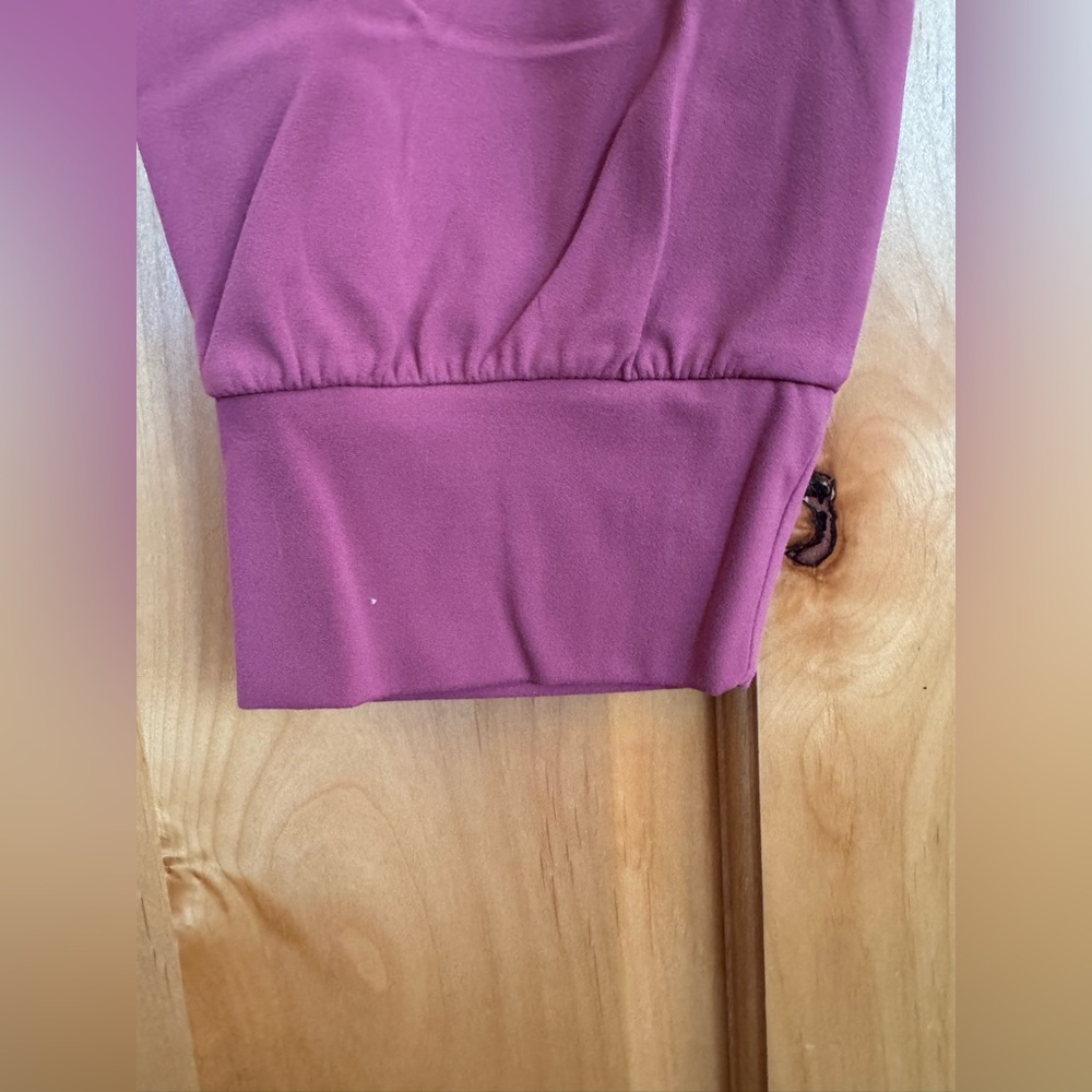 Athleta Salutation High Rise Jogger. Worn Once. Size XL. Dusty Pink - Picture 6 of 10